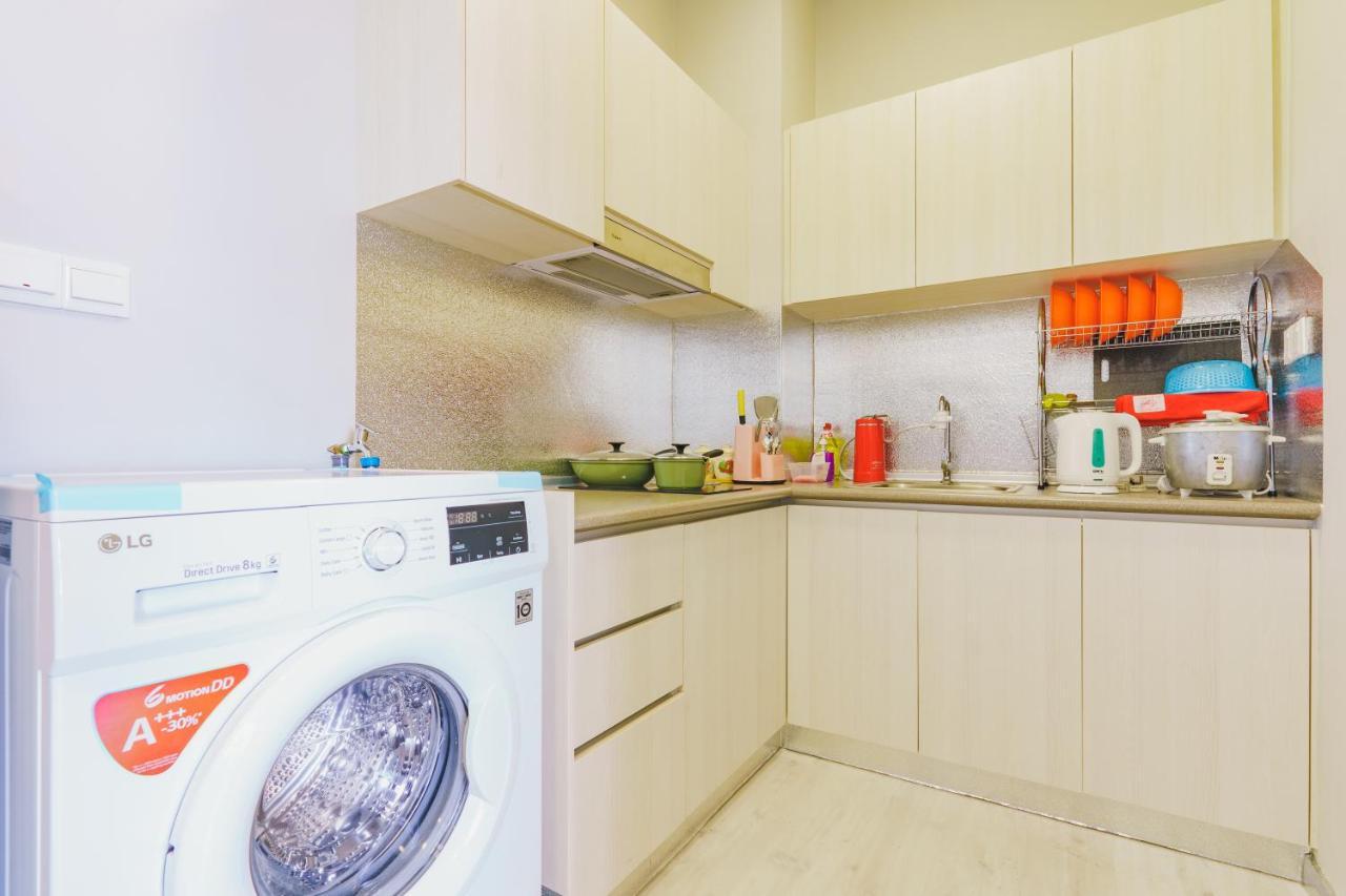 Full Seaview 2R1B Condo For 6Pax In コタキナバル エクステリア 写真